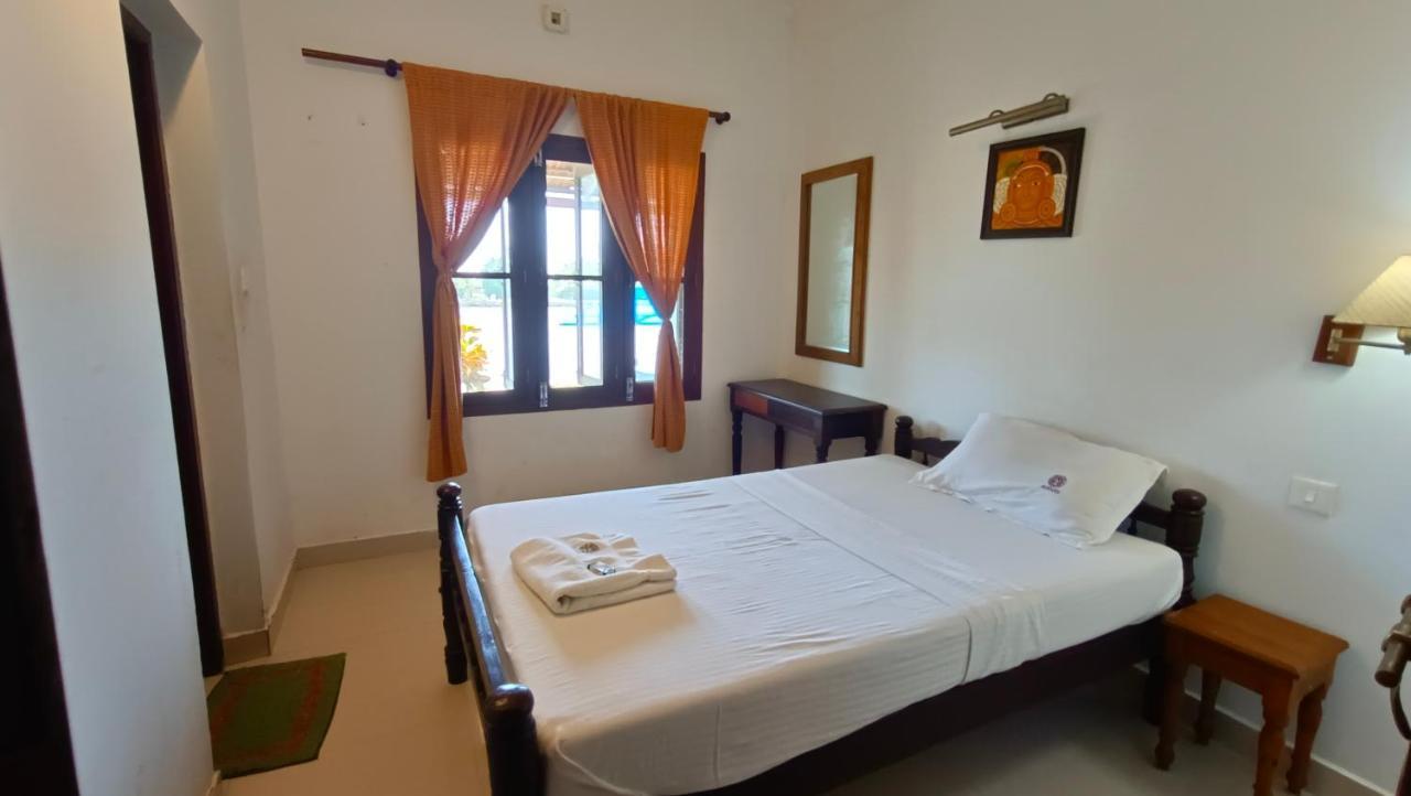 Ayana'S Homestay Alappuzha Esterno foto