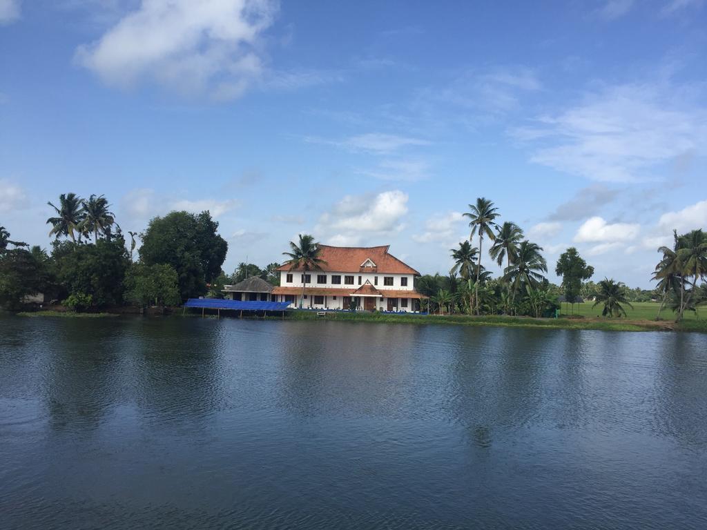 Ayana'S Homestay Alappuzha Esterno foto