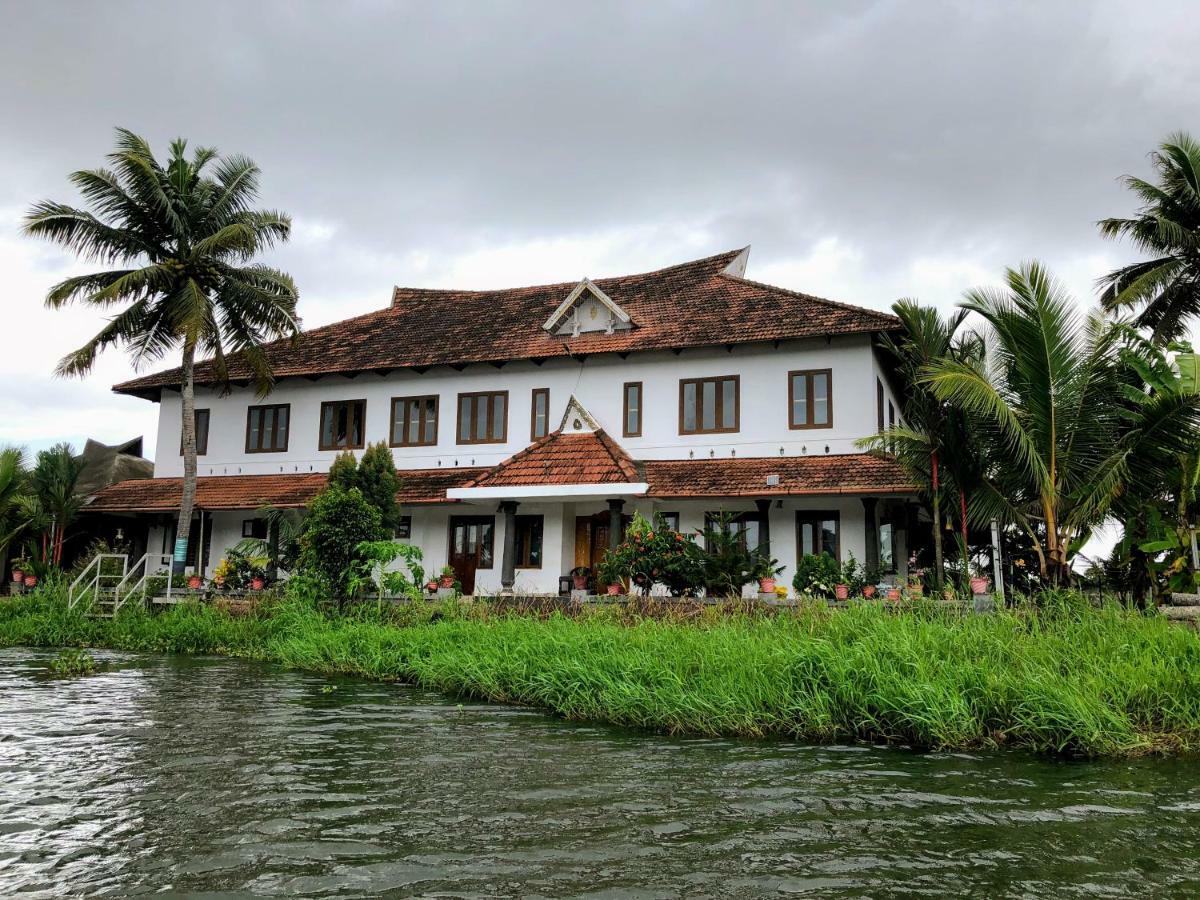 Ayana'S Homestay Alappuzha Esterno foto